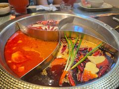 -廖掌柜·重庆鲜货火锅(上海首店)