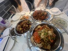 -凤凰路何眼镜香辣蟹(花果园店)