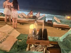 -FINNS Beach Club