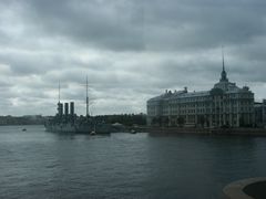 -阿芙乐尔号巡洋舰