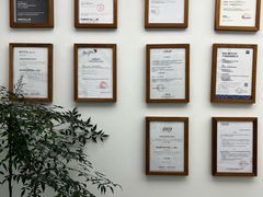 -目艮眼镜SHOWROOM(品牌集合店)