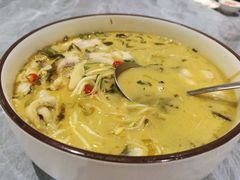 -绿岛酒楼(小海地店)
