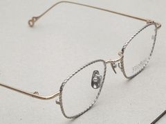 -目艮眼镜SHOWROOM(品牌集合店)