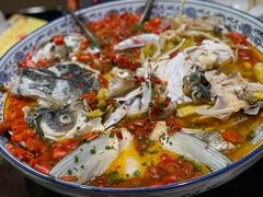 -湘潭九龙鱼头店(城南西路店)