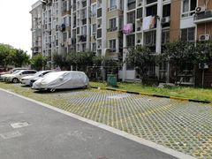 -停车场(灯辉支路)