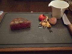 -恰餐厅及酒吧 CHAR Bar & Grill (北京丽都皇冠假日店)