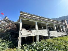 -四川汶川特大地震漩口中学遗址