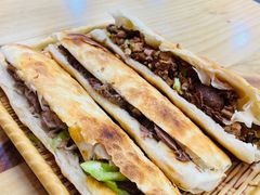 -王胖子驴肉火烧(东四旗舰店)