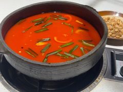 -贵府酸汤牛肉火锅·贵州老字号(飞山街店)