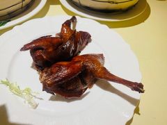 红烧乳鸽-惠食佳(滨江大公馆店)