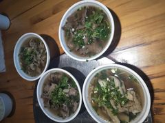 -大众跷脚牛肉馆·非遗传承单位(峨眉山店)