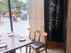 -必胜客(WOW象山涌金广场店)