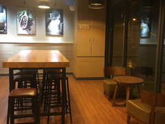 用餐区-CoCo都可(丁家庄店)