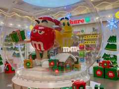 -m豆巧克力世界(上海世茂广场店)