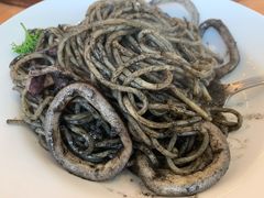 墨鱼汁捞意粉-萨莉亚意式餐厅(深圳北站店)