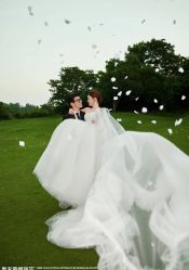 -青禾蒙娜丽莎婚纱摄影(武汉总店)