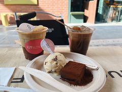 -HUGS coffee(东区店)