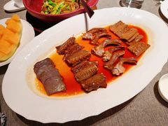 -虹潮荟·餐桌上的美食地理(太阳宫店)