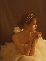 -雪中彩影婚纱摄影·微光艺术中心