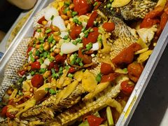 -三江源活鱼现烤(维多利摩尔城店)