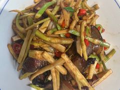 -陈厨老味·老派郴州菜(宜章店)