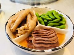 -品悦酒店(三林古镇店)