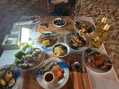 -亚龙湾希尔顿自助餐厅·海鲜·烧烤·沙滩BBQ·现场乐队