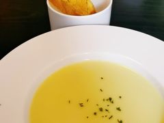 奶油土豆汤-莫多多餐厅