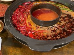 -黄潇洒老火锅(九眼桥宏济巷店)