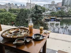 -包整·丝娃娃(一览甲秀楼风景店)