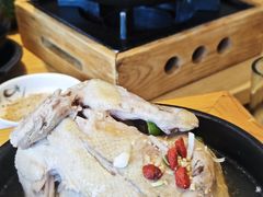 参鸡汤-海兰江石锅饭(水上店)