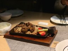 -穹六人间 people 6(岳阳路店)