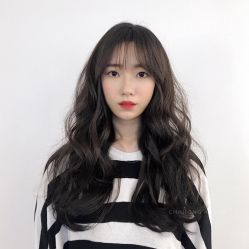-变画·发型STUDIO