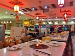 大堂-泉福居酱骨头自助广场(南大街商业步行街店)
