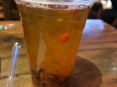 银耳汤-万记麻辣烫国展总店