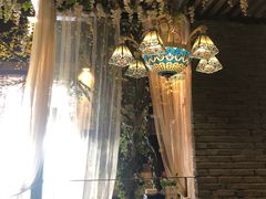 -春天里·老街坊餐厅(港隆广场店)