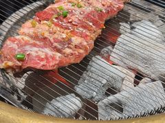 -蚂蚁洞·烤肉大营地(上海静安大悦城店)