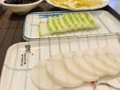 -天宜隆蘑菇宴火锅(石景山旗舰店)