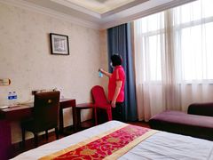-鑫隆温泉酒店