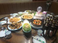 -快乐老家三鲜饺子东北菜(南六中路店)