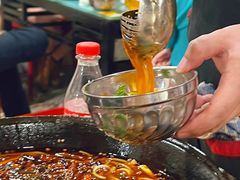 -鸿顺老铁锅美蛙鱼府(解放碑店)