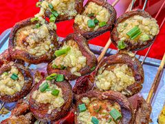 烤蒜蓉香菇-龙巢盱眙龙虾·牛蛙·烧烤宵夜(八卦岭店)