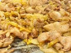招牌酸菜猪五花肉-北京小炮儿炙子烤肉·铜锅涮肉(珠江路店)