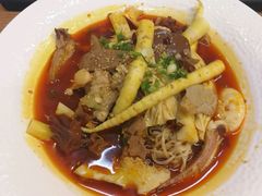 -成都你六姐·牛肉冒菜(城市集市合生汇店)