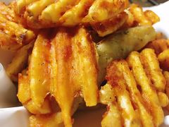 -HIGH FIVE哈福手工汉堡(桂林路店)