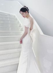 -艾米丽婚纱礼服