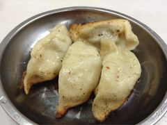 -黄阿姨锅贴大王(万航渡路店)