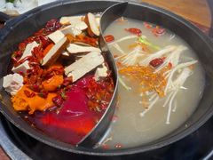 -赵美丽·重庆社区火锅·直营店(火车东站·中豪国际店)