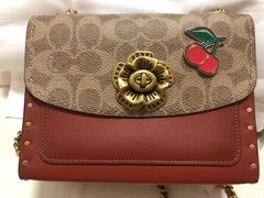 -COACH蔻驰(太古汇店)