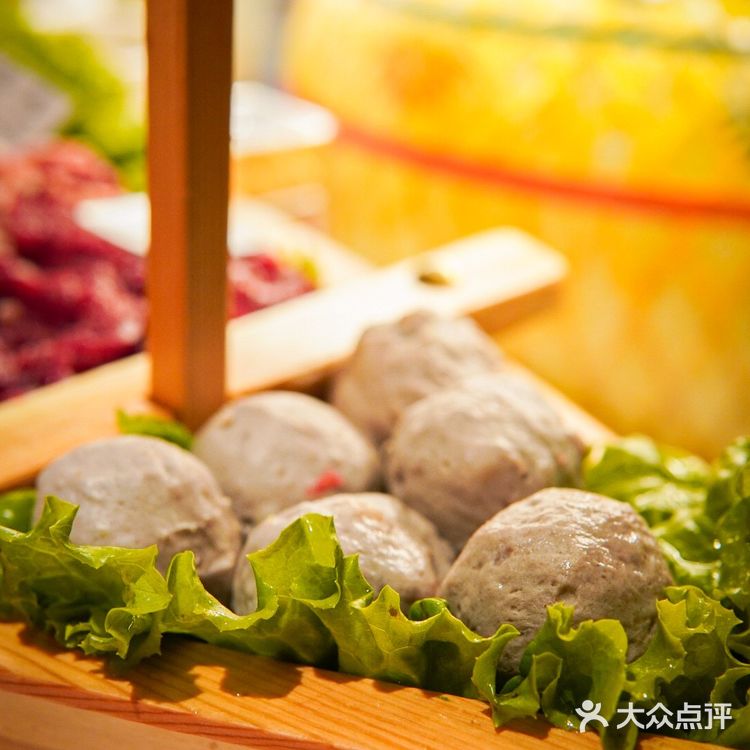 苏州街敲好吃的潮汕牛肉火锅